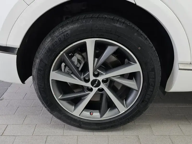 2023 Genesis GV80 с пробегом 36 339 км