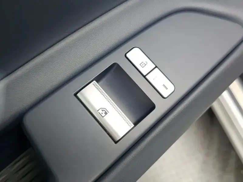 2023 Genesis GV80 с пробегом 20 853 км