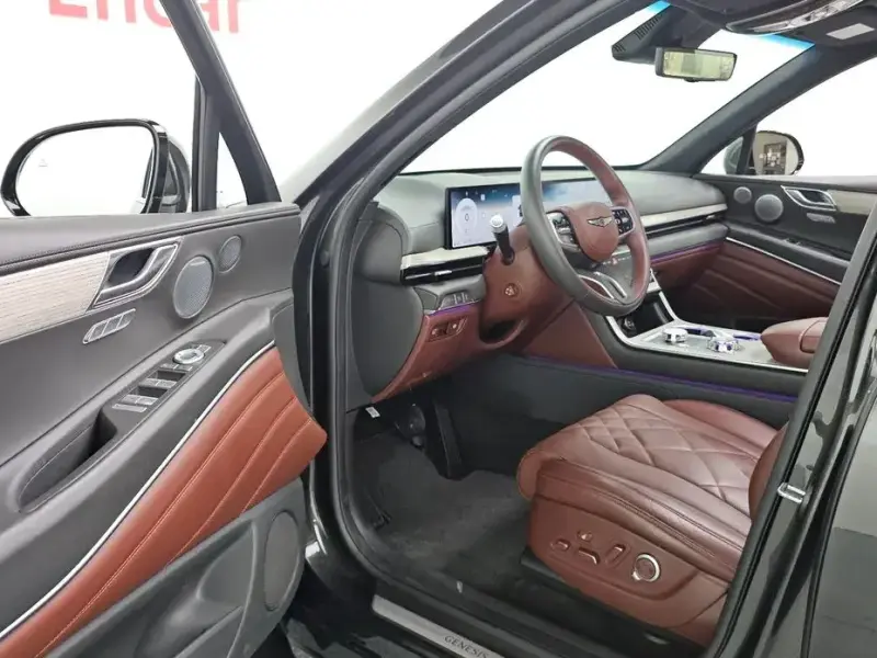 2023 Genesis GV80 с пробегом 19 766 км