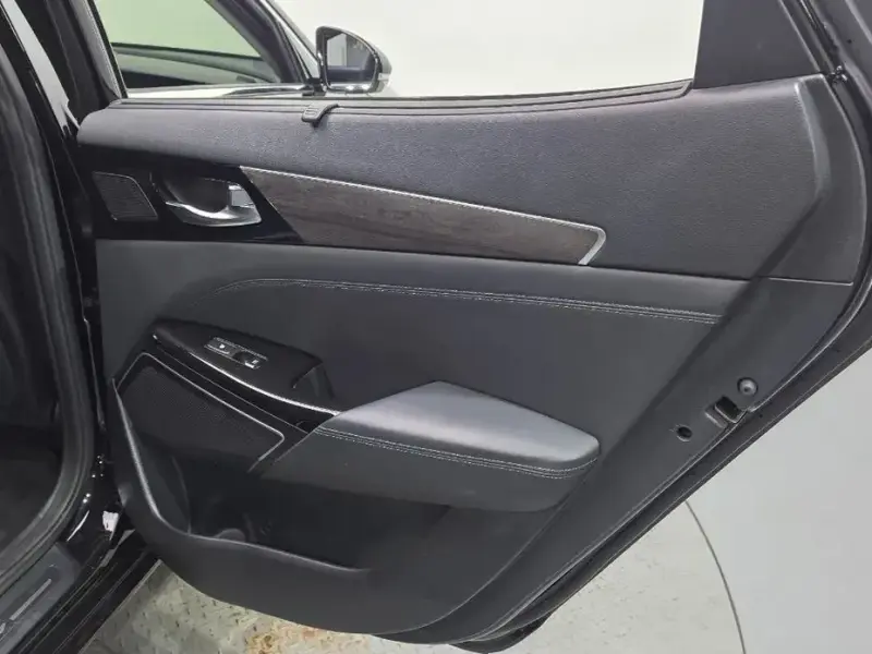 2019 Kia K7 с пробегом 73 987 км