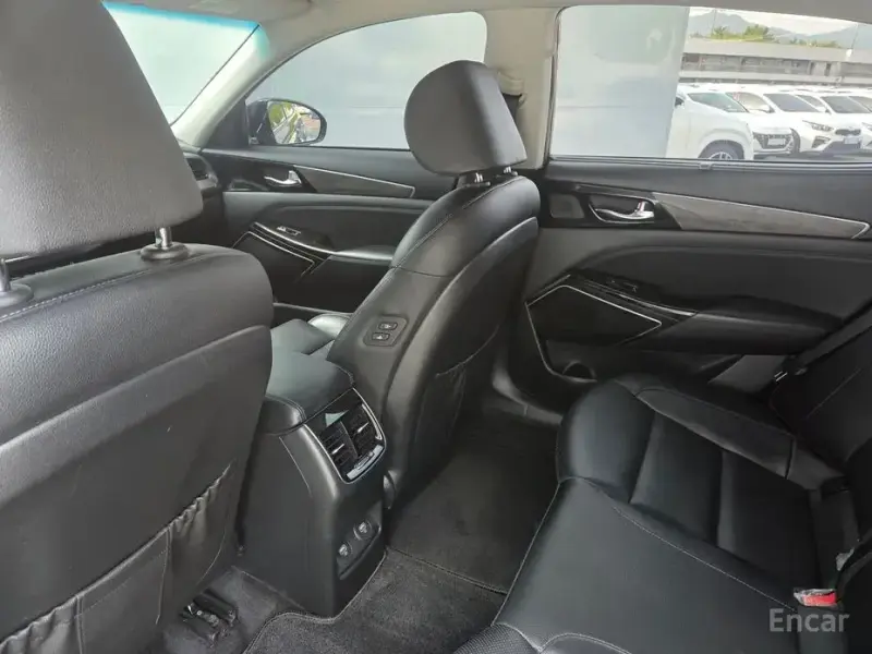 2021 Kia K7 с пробегом 77 194 км