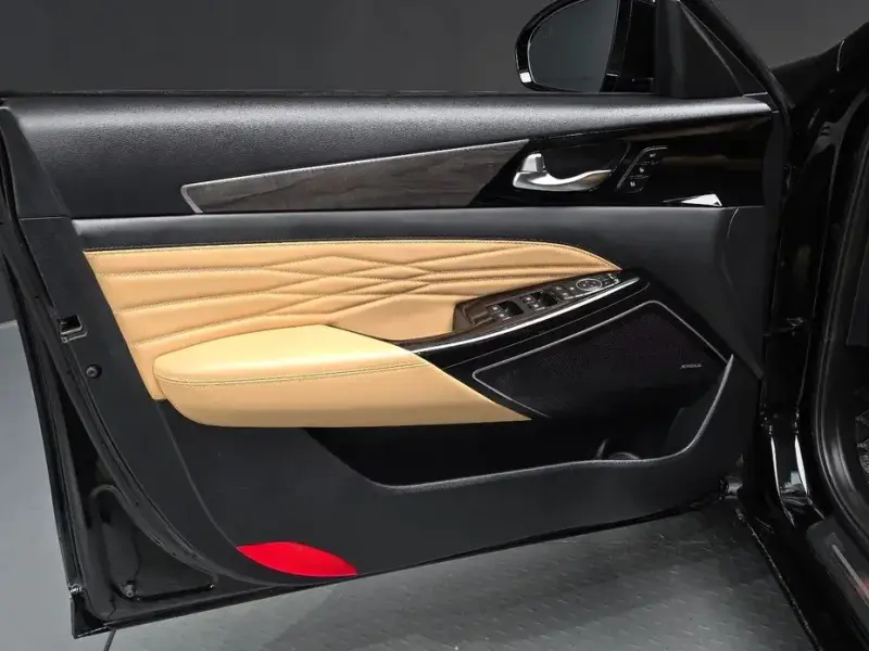 2019 Kia K7 с пробегом 23 790 км