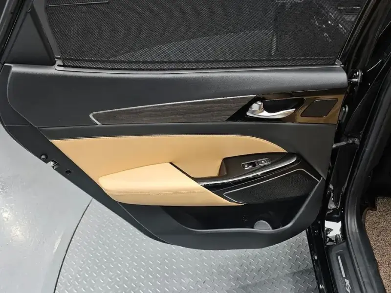 2019 Kia K7 с пробегом 81 589 км