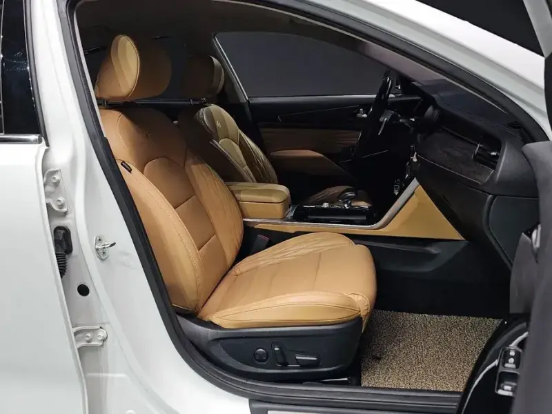 2020 Kia K7 с пробегом 49 343 км