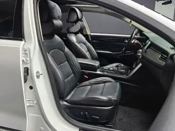 2020 Kia K7 с пробегом 80 010 км