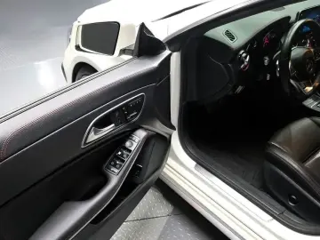 2016 Mercedes-Benz CLA с пробегом 92 379 км