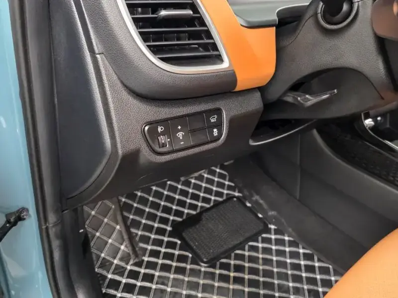 2023 Kia Seltos с пробегом 9 845 км