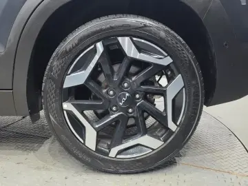 2023 Kia Seltos с пробегом 34 072 км