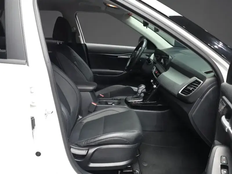 2024 Kia Seltos с пробегом 33 516 км