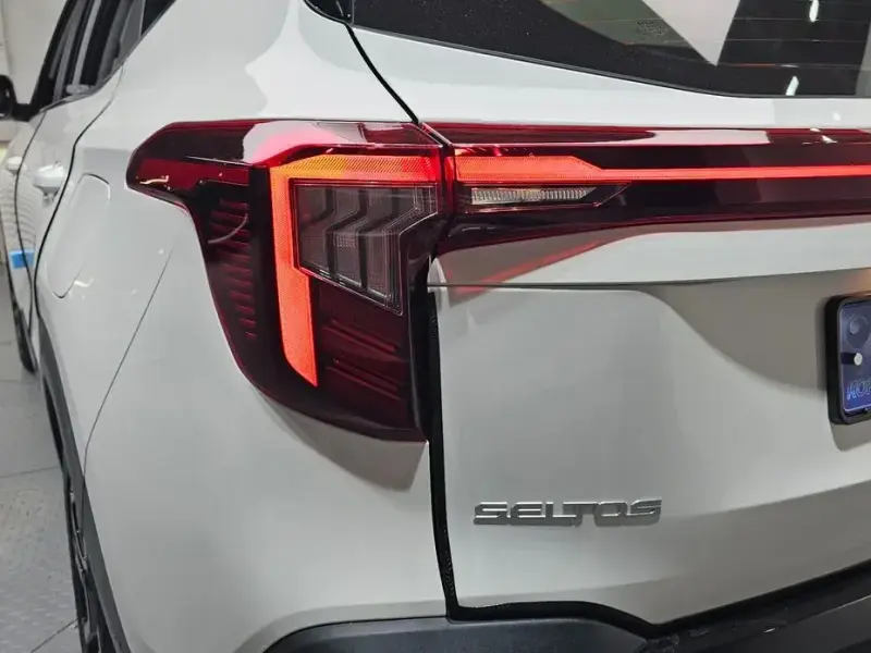 2023 Kia Seltos с пробегом 11 723 км