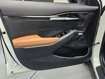 2023 Kia Seltos с пробегом 11 723 км
