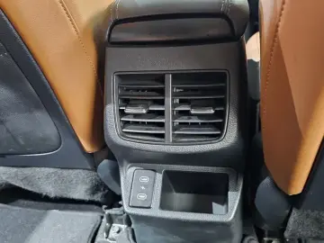 2023 Kia Seltos с пробегом 11 723 км