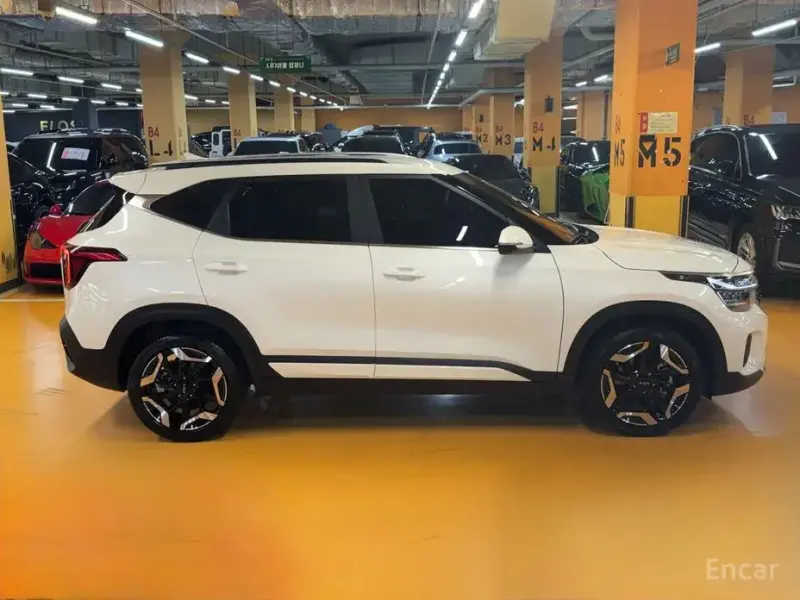 2025 Kia Seltos с пробегом 10 789 км