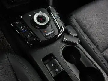 2023 Kia Seltos с пробегом 24 249 км
