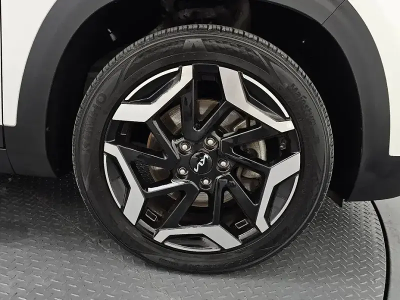 2023 Kia Seltos с пробегом 62 811 км