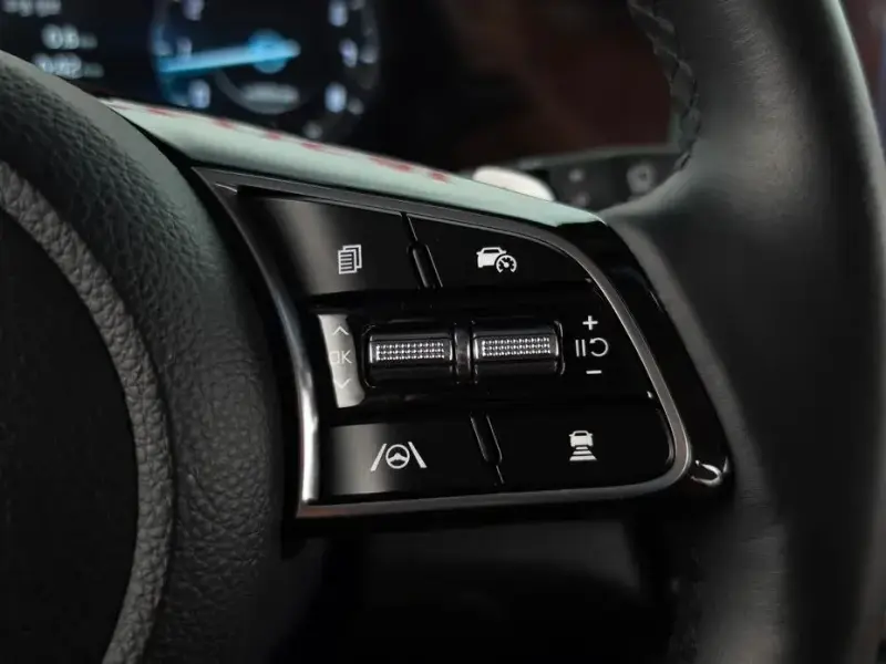 2024 Kia Seltos с пробегом 32 480 км