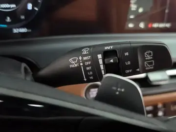 2024 Kia Seltos с пробегом 32 480 км