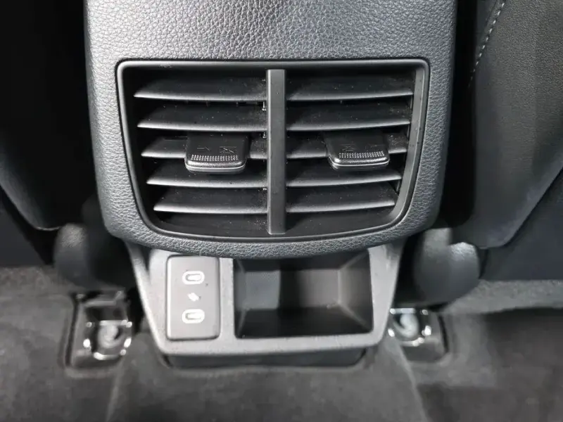 2023 Kia Seltos с пробегом 49 773 км