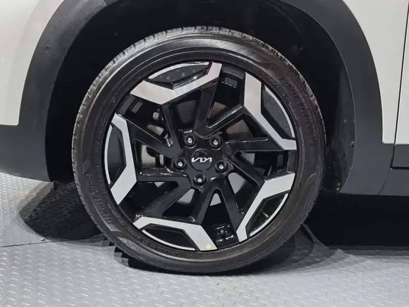 2024 Kia Seltos с пробегом 55 093 км