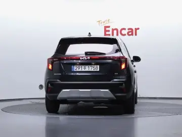2024 Kia Seltos с пробегом 31 996 км
