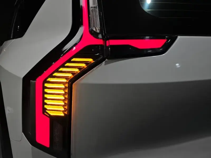 2024 Kia EV9 с пробегом 40 745 км