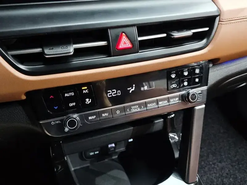 2023 Kia Seltos с пробегом 15 286 км