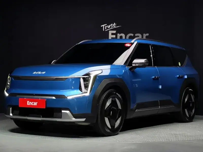 2023 Kia EV9 с пробегом 40 128 км