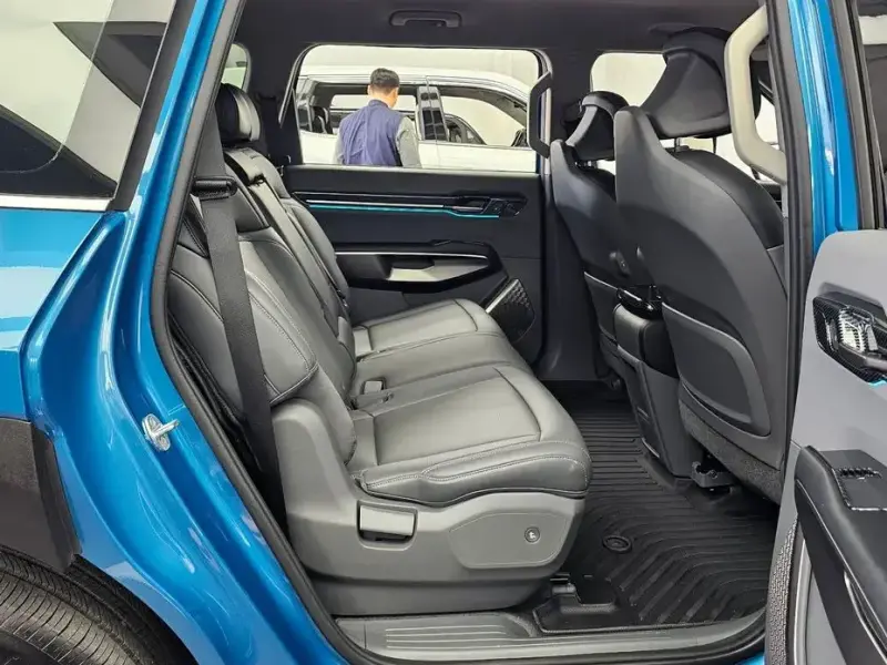 2023 Kia EV9 с пробегом 40 128 км