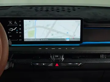 2023 Kia EV9 с пробегом 40 128 км
