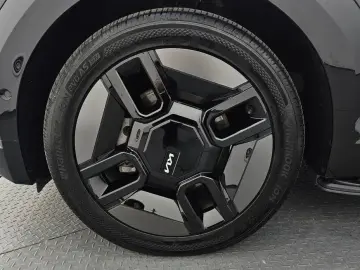 2023 Kia EV9 с пробегом 84 139 км