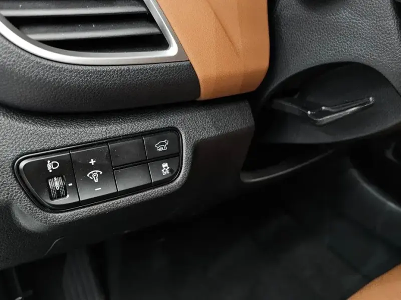 2023 Kia Seltos с пробегом 10 392 км