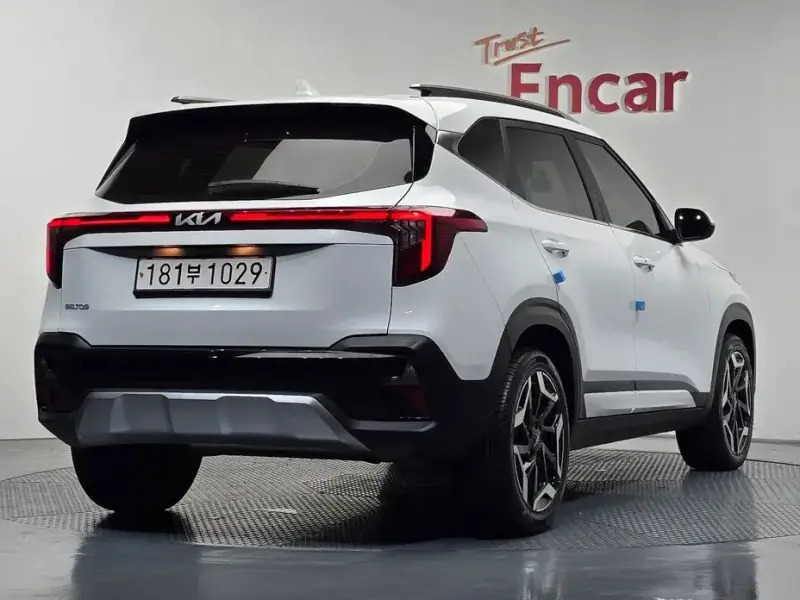 2025 Kia Seltos с пробегом 4 009 км