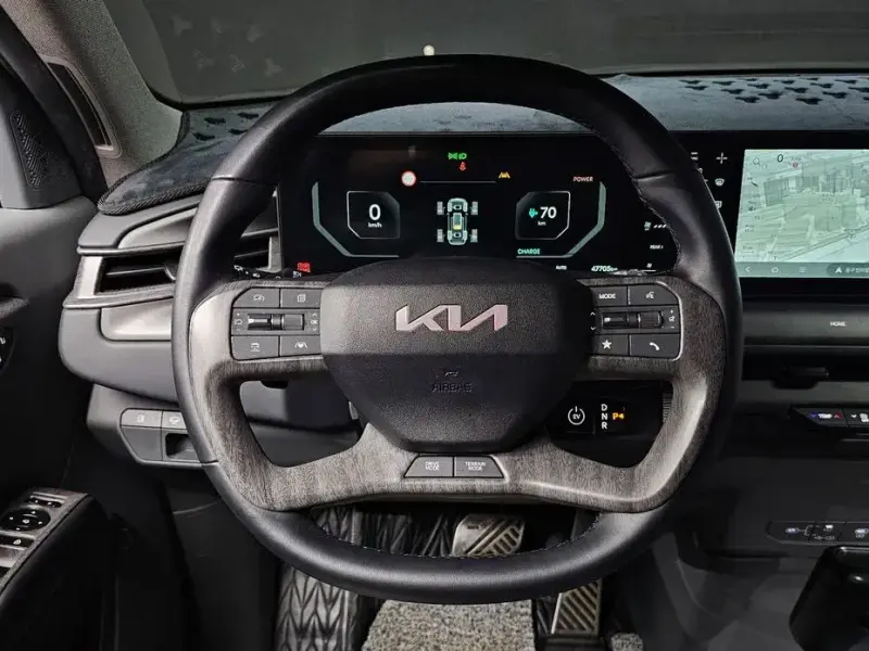 2023 Kia EV9 с пробегом 47 705 км