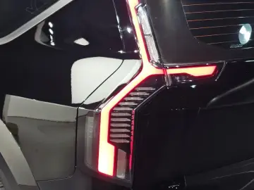 2023 Kia EV9 с пробегом 47 705 км