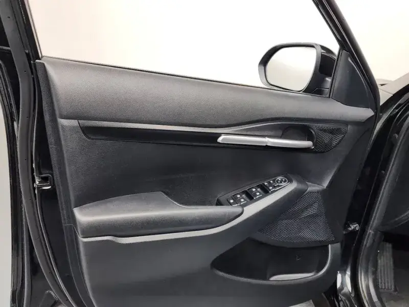 2024 Kia Seltos с пробегом 48 230 км