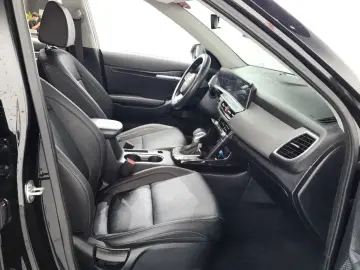 2024 Kia Seltos с пробегом 48 230 км