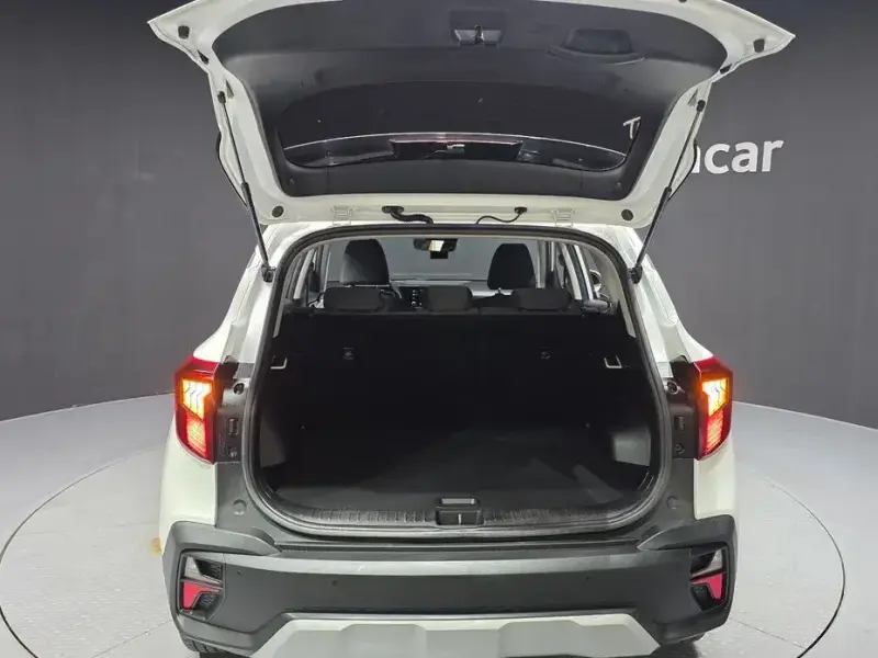 2023 Kia Seltos с пробегом 37 090 км