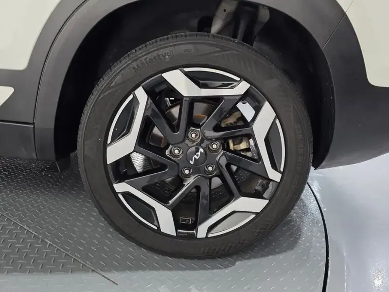 2024 Kia Seltos с пробегом 56 133 км