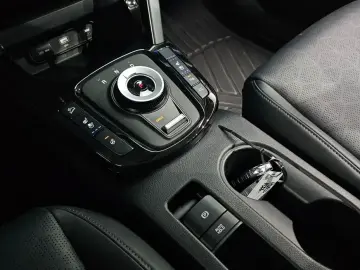 2024 Kia Seltos с пробегом 32 285 км