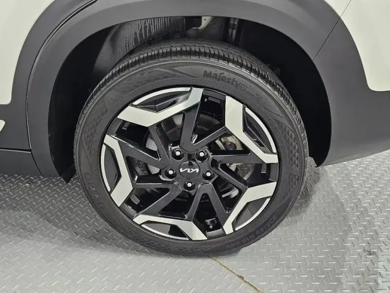2024 Kia Seltos с пробегом 32 285 км