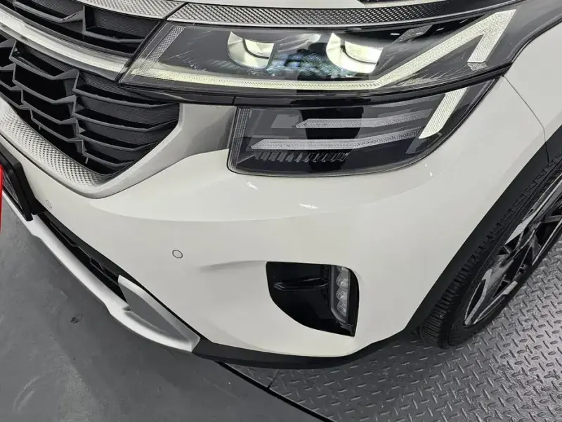 2024 Kia Seltos с пробегом 32 285 км