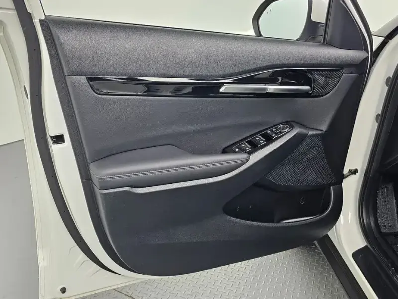 2024 Kia Seltos с пробегом 32 285 км