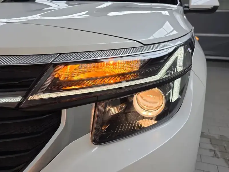 2024 Kia Seltos с пробегом 20 962 км