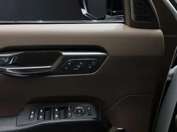 2023 Kia EV9 с пробегом 55 504 км