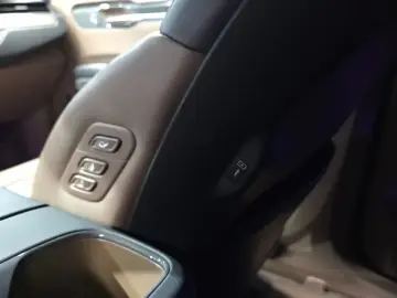 2023 Kia EV9 с пробегом 55 504 км