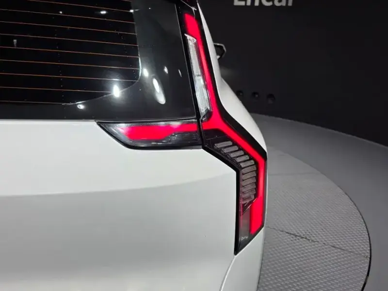 2023 Kia EV9 с пробегом 88 150 км