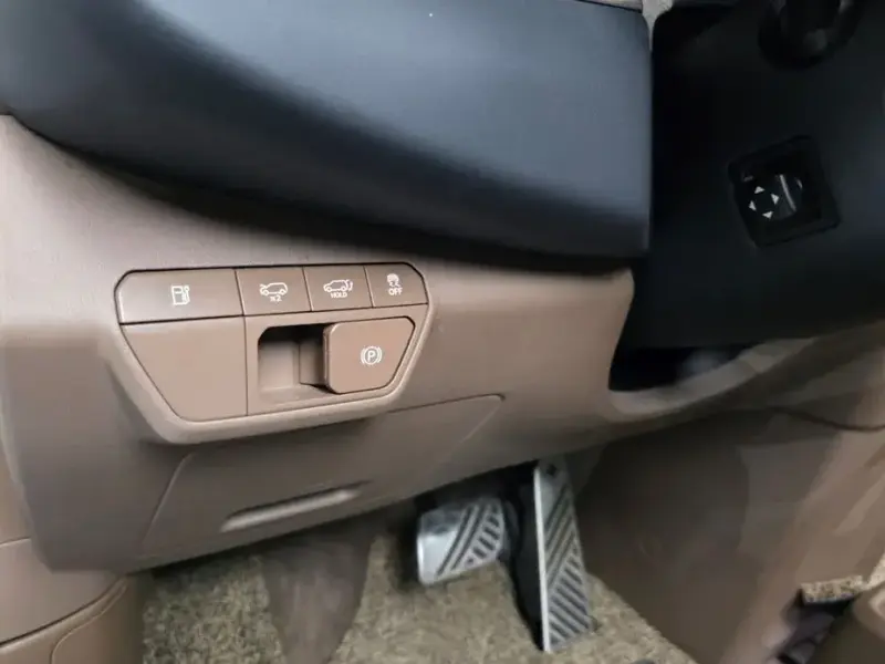 2023 Kia EV9 с пробегом 88 150 км