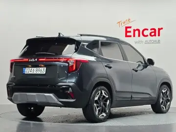 2023 Kia Seltos с пробегом 4 500 км
