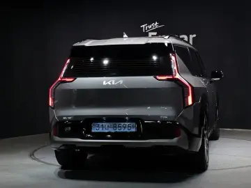 2024 Kia EV9 с пробегом 36 697 км