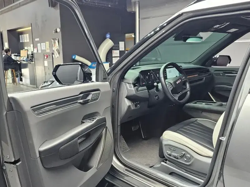 2024 Kia EV9 с пробегом 36 697 км